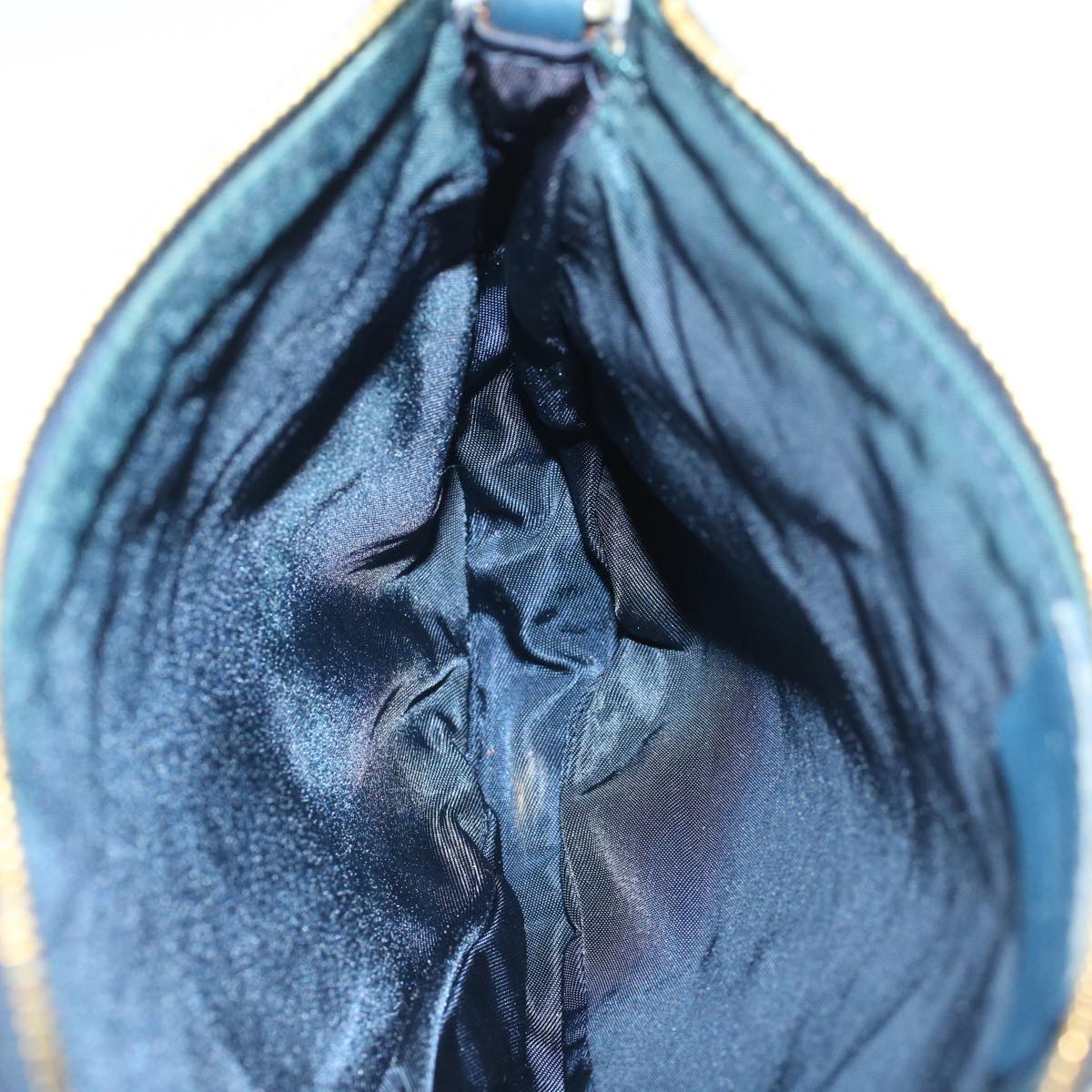 Saddle