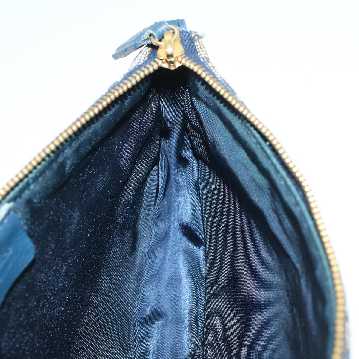 Saddle