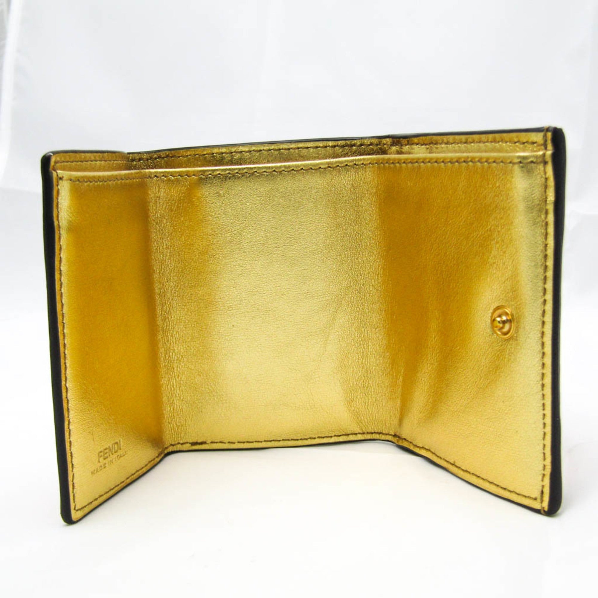 Peekaboo Wallet
