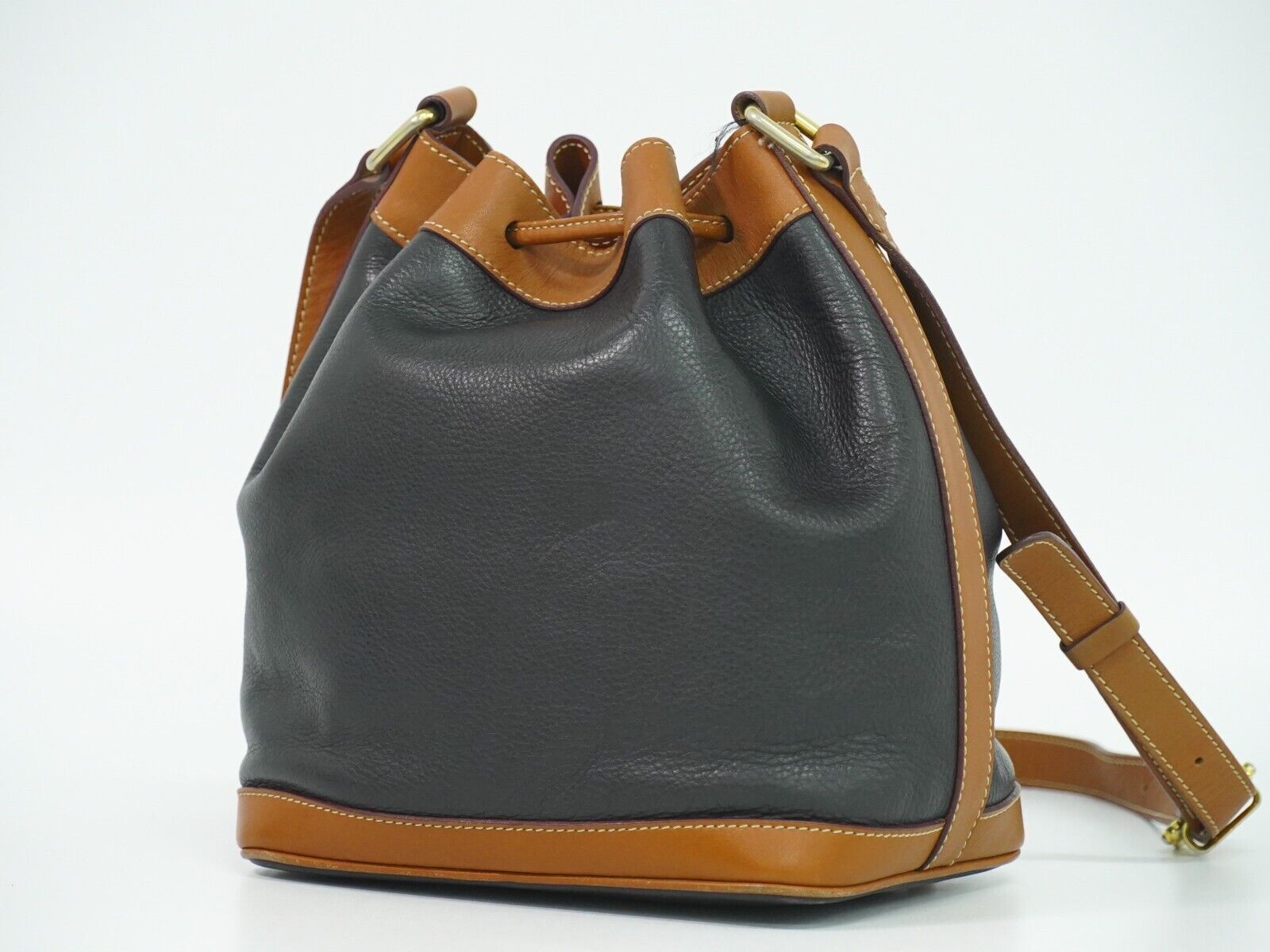 Tri-Fold Shoulder Bag