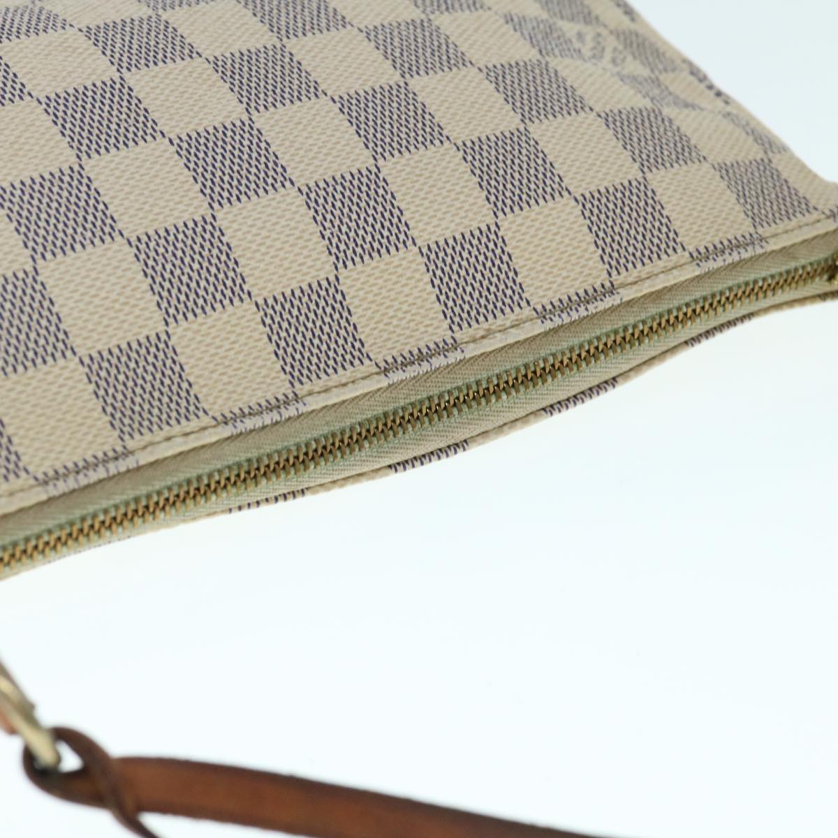 Louis Vuitton Pochette Accessoire