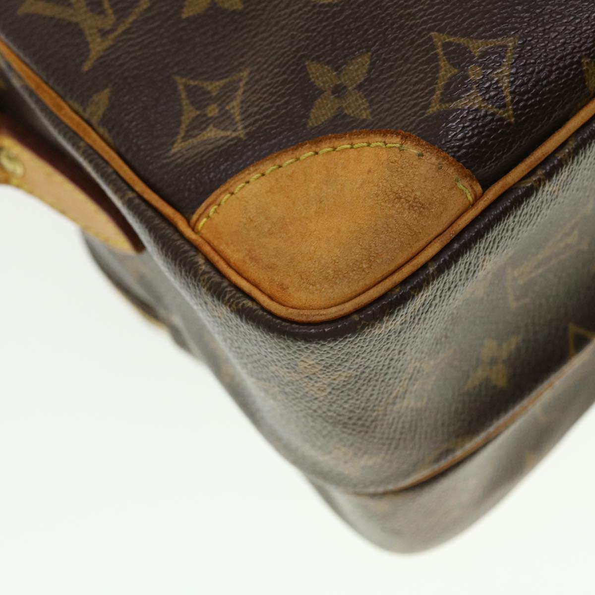 Nile Shoulder Bag